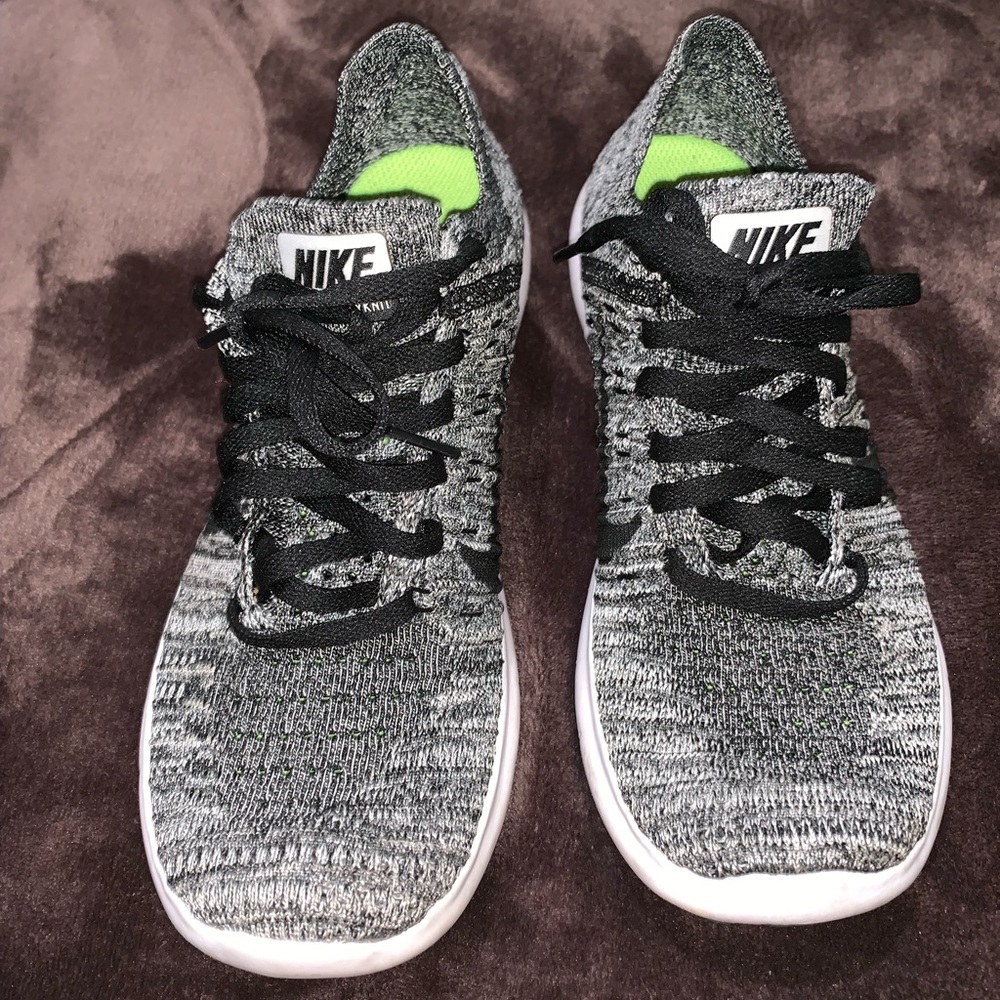 Nike free rn flyknit sneakers